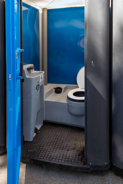 Portable Toilet Options We Offer in Friendship Heights Village, MD